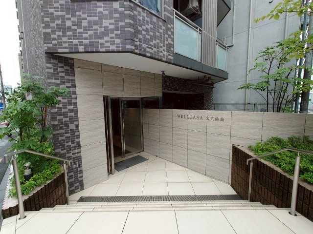【エントランス】