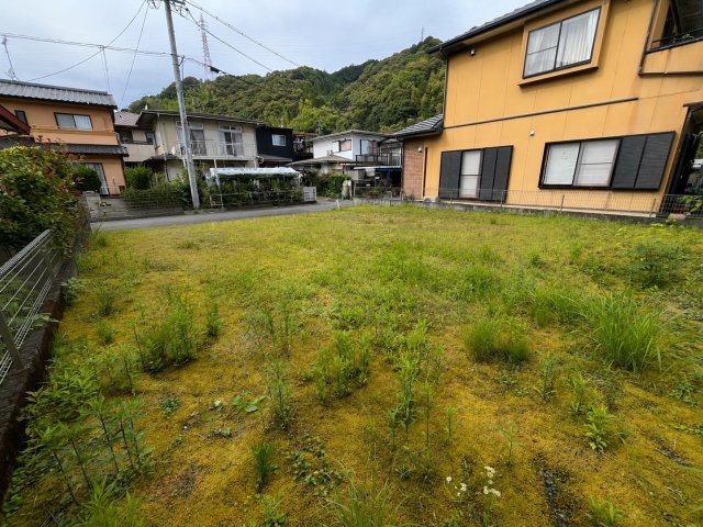 静岡市葵区谷津　売土地の周辺