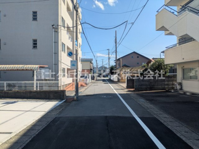 【前面道路含む現地写真】 | 沼津市東間門 新築一戸建て 2号棟 | 前面道路含む現地写真です
