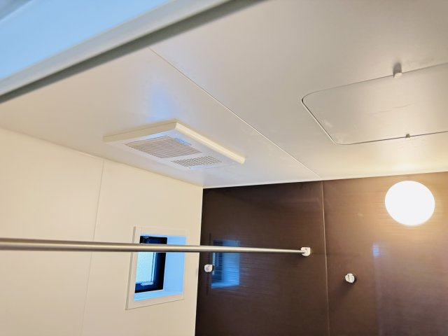 松戸市栄町４丁目新築戸建【古ヶ崎小学校：7分】の冷暖房・空調設備|雨の日も安心の浴室乾燥機つき