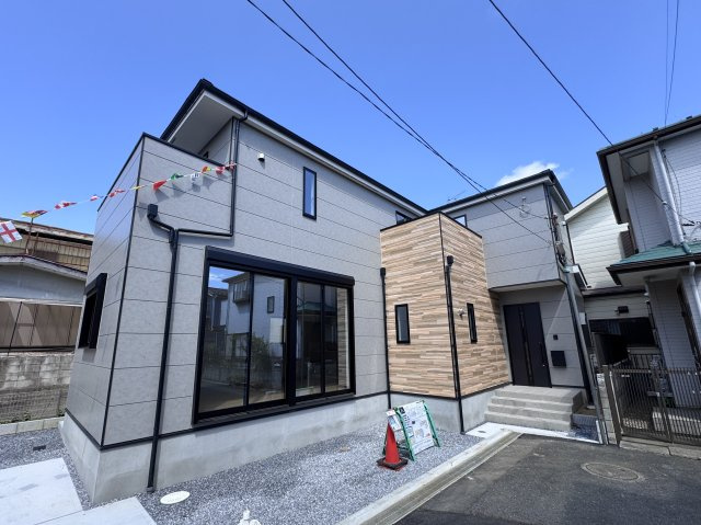 松戸市栄町４丁目新築戸建【古ヶ崎小学校：7分】の外観|完成済み内覧可能です！！