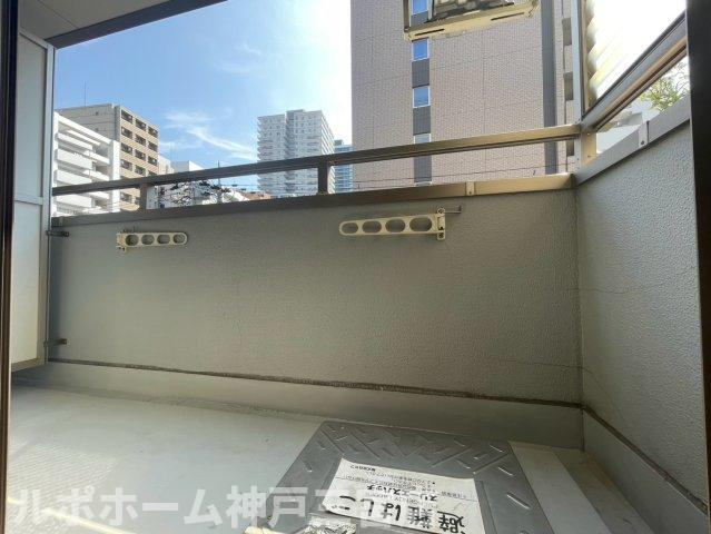 B-RISE元町のバルコニー