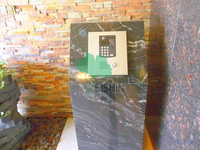 ヴィラージュ県庁前3番館