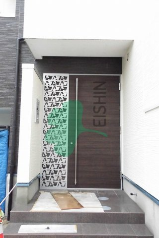 G-smart just in time(ジーズマートジャストインタイム)のエントランス