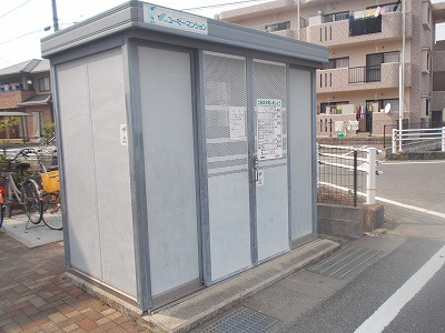 総社市駅南１丁目の賃貸マンションの外観|ゴミステーション