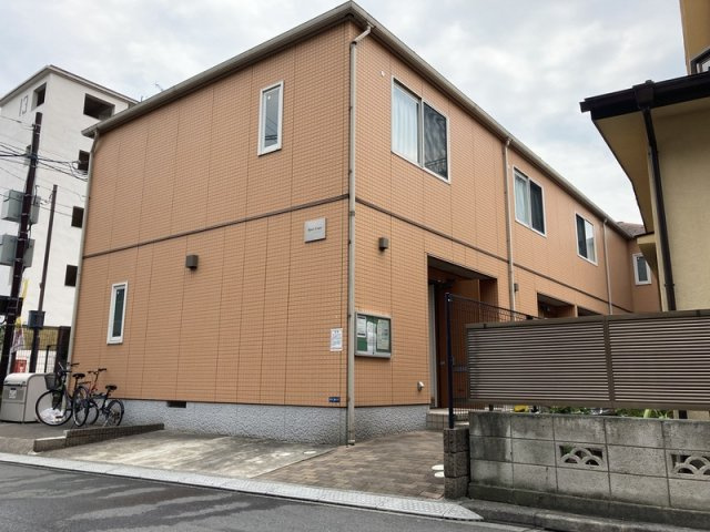北区栄町のアパート