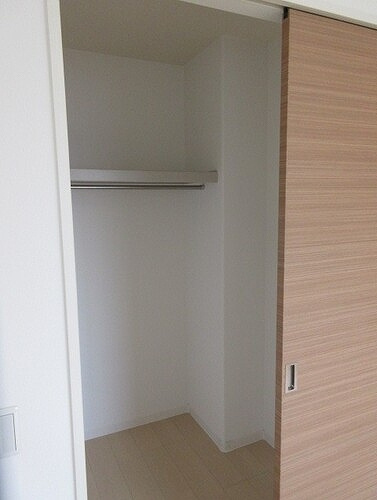 サーパス緑町の収納|ウォークインクロゼット　※前回募集時2021年4月撮影の写真