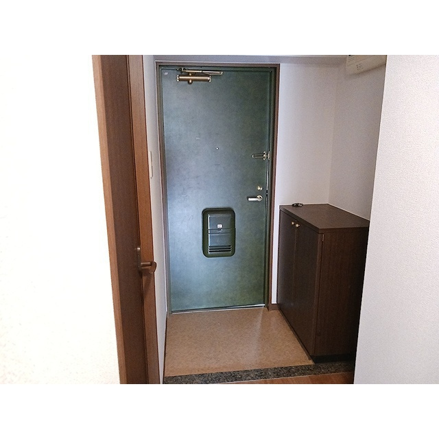 オアシス１２の玄関