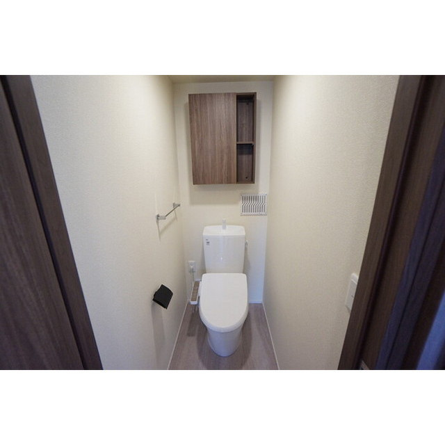 羽島郡岐南町野中５丁目のアパートのトイレ