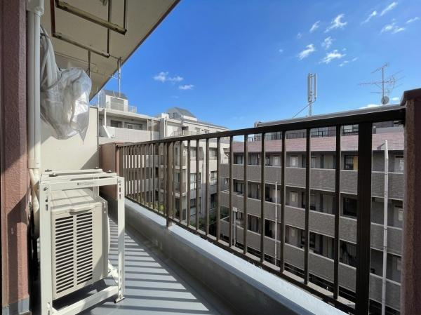 【バルコニー】 | グレイス二子玉川 | 日当たりのよい広々としたバルコニーです。