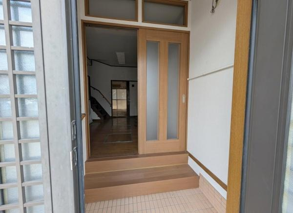 【玄関】