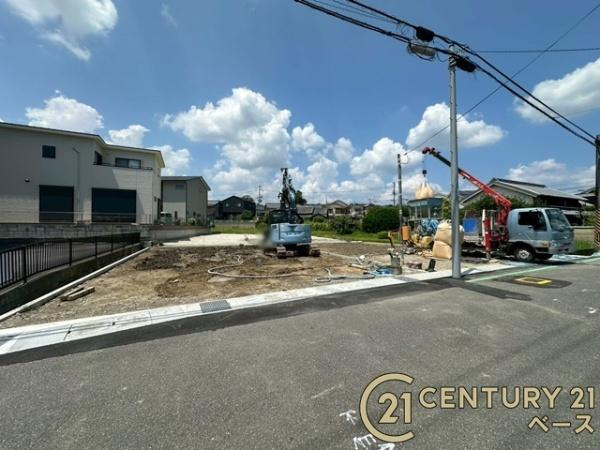 ファーストタウン勢野東 １号地 ／新築一戸建のその他|■現地撮影写真■スーパーが周辺に近接していますので、毎日のお買い物も楽々です！