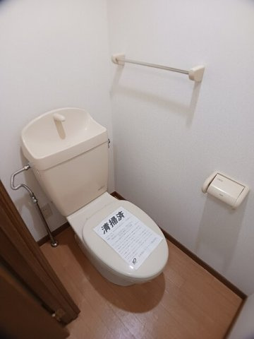 ルミエール弐番館のトイレ