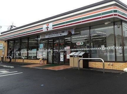 【周辺】 | ジール | セブンイレブン伊奈栄６丁目店まで260m