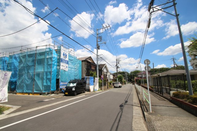 【Livele Garden.S】小平市小川東町第３の外観|南向きのリビングは太陽の光が射し込む明るい空間です♪
