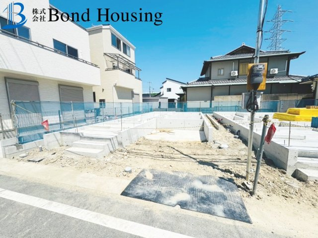 西新町駅徒歩11分　大道町1期　新築2区画　1号棟の駐車場