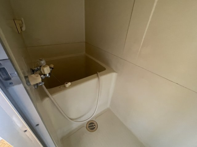 コーポ赤田Bの浴室