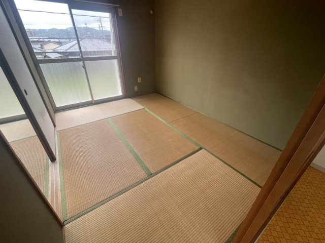 コーポ赤田Bの居間・リビング