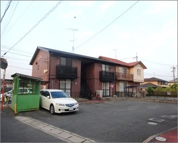 セシーズ兼基　Bの外観