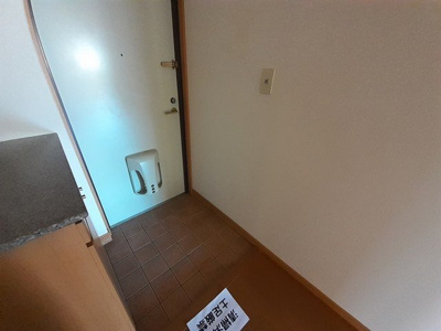【玄関】 | アパルトマン５０５