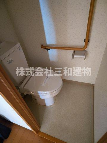ラメージュ・Kのトイレ|同間取り別室の参考写真です