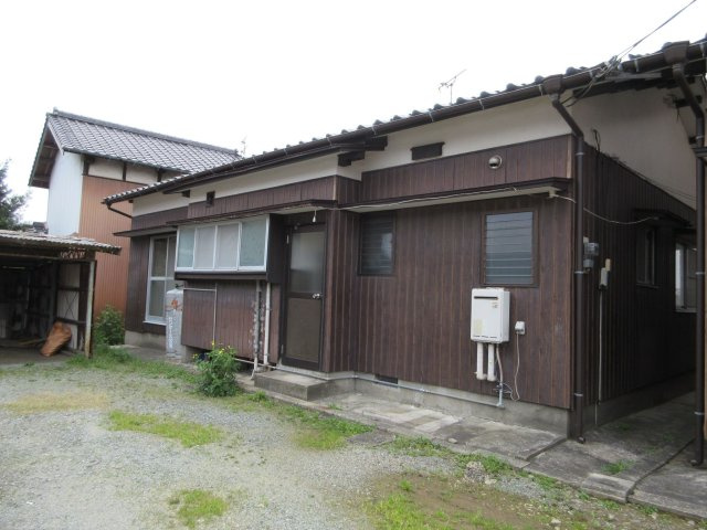 中島貸家の外観