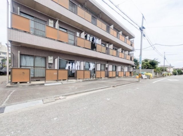 メルベーユの駐車場