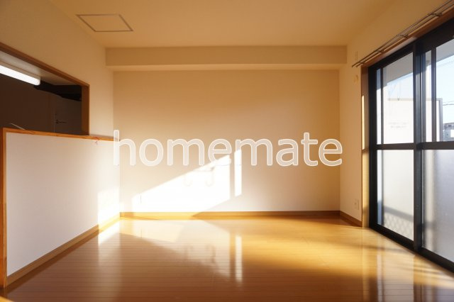 熊本市東区尾ノ上２丁目の賃貸マンションの居間・リビング
