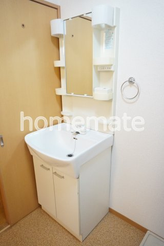 熊本市東区尾ノ上２丁目の賃貸マンションの独立洗面台