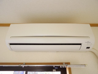 【設備】 | グリーンヒルズ | 備え付けのエアコンです。
参考写真