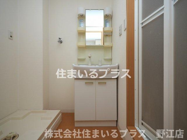 エヌズコートⅡの独立洗面台