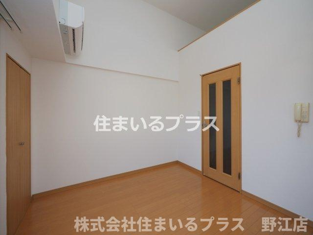 エヌズコートⅡの居間・リビング