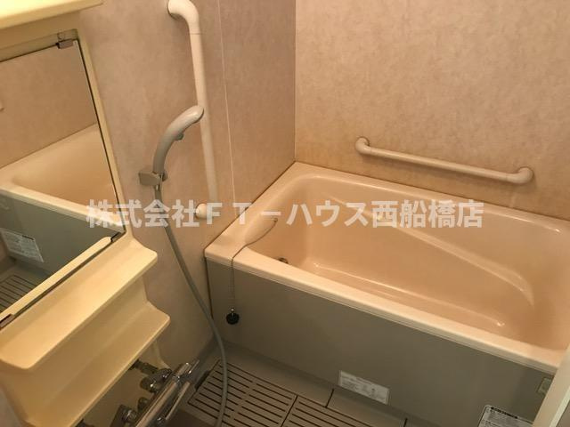 サニーフォレスト藤原弐番館の浴室