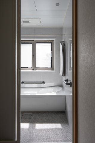 【中古一戸建】南区花畑二丁目の浴室
