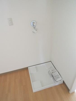 【設備】 | エルム散田 | 室内洗濯機置場