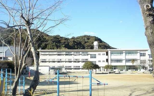 アイリス栗木山の周辺|御油小学校まで350m