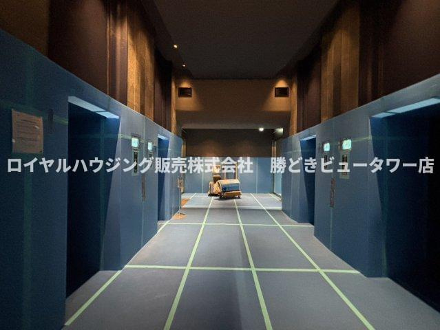 【ロビー】