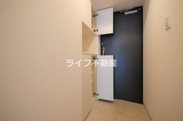 レジディア玉造の玄関|きれいな玄関です