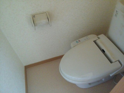 【トイレ】 | トゥールモンド | トイレです