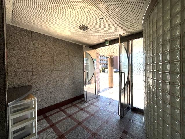 プロスパーハイツ古市のロビー