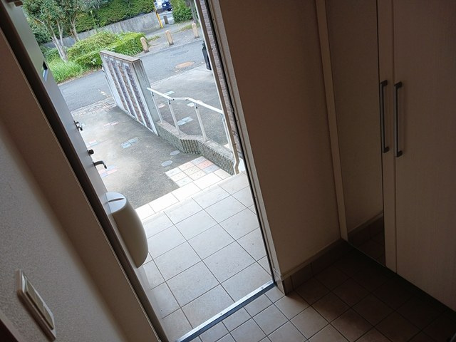 ＧＲＥＥＮ　ＨＩＬＬ　Ａの玄関|玄関