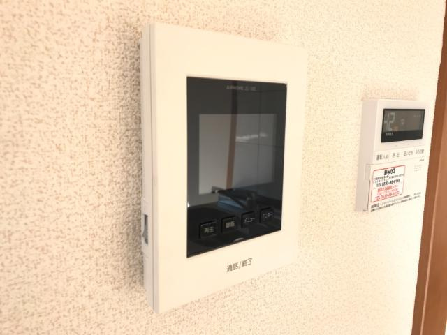 ハイツ　ルミナスⅠのセキュリティ|カメラ付インターホン