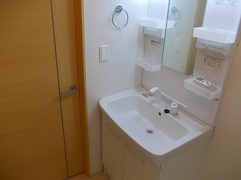 【洗面所】 | ルーチェ　カーサⅡ | コンパクトで使いやすい洗面所