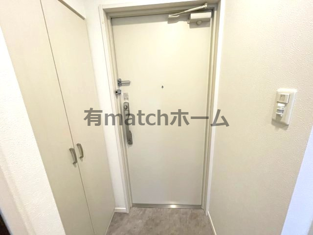 スプランディッド新大阪キDUEの玄関