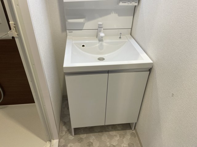 スプランディッド新大阪Vの独立洗面台