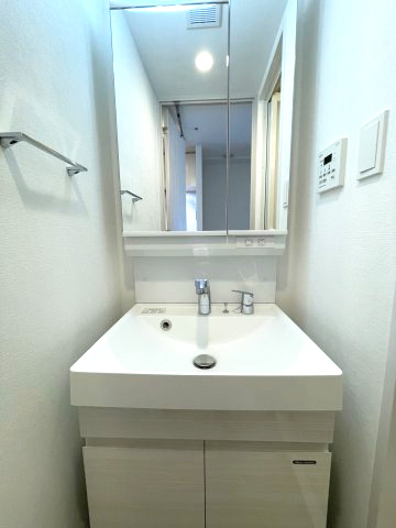 S-RESIDENCE都島Luxの洗面所