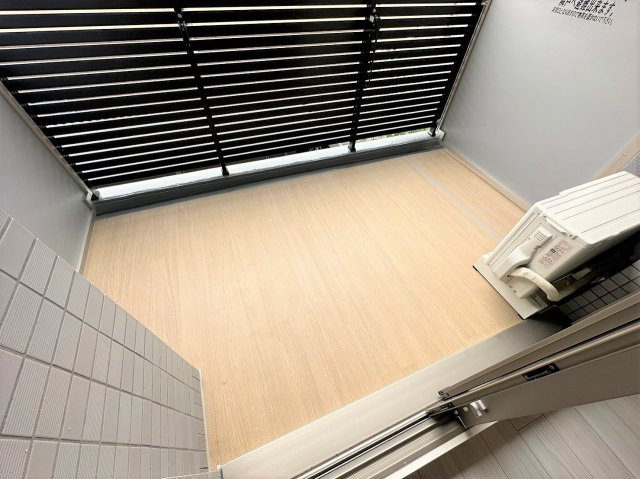 【バルコニー】