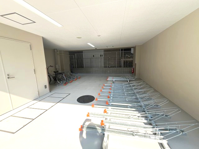大阪難波Noahの駐車場