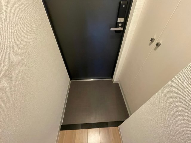エスリード大阪城の玄関