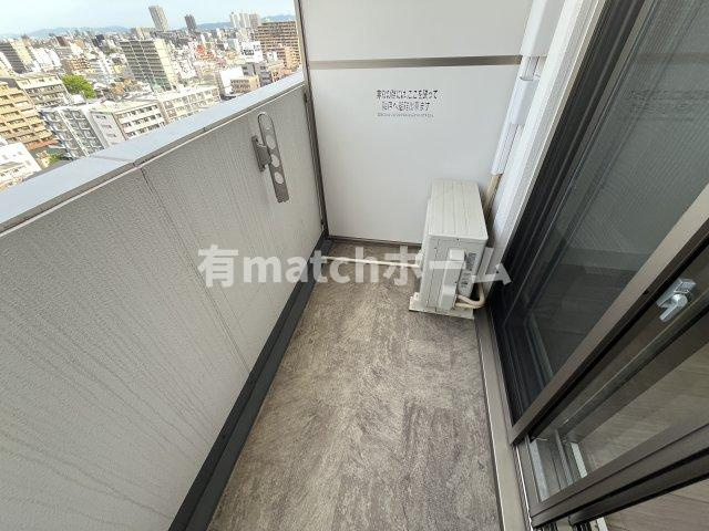 セレニテ京橋クレアのバルコニー|(参考)同マンション反転間取り他部屋の写真